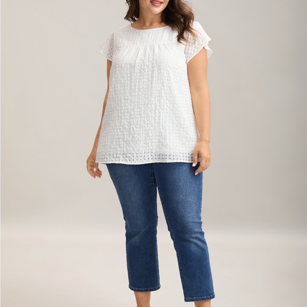 Women's White Textured Top - Picture 3 of 5